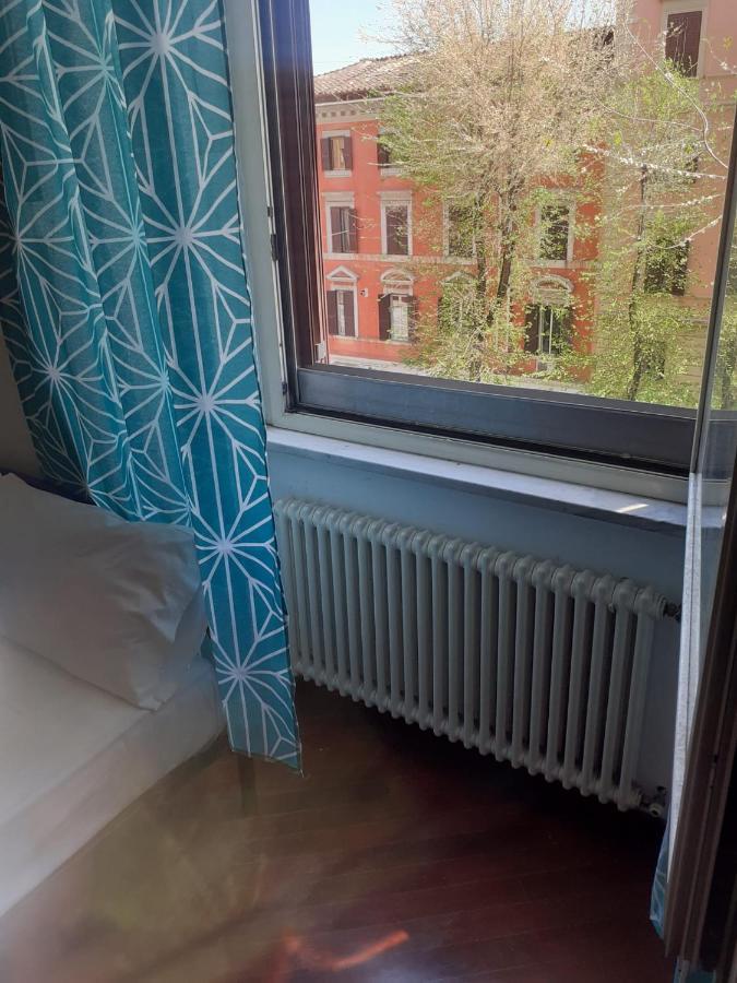 Hostal Happy Roma